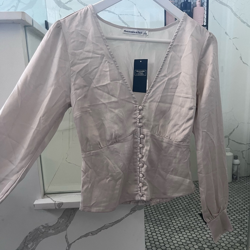 Abercrombie & Fitch Satin top size small